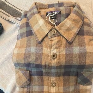 Patogonia shirts